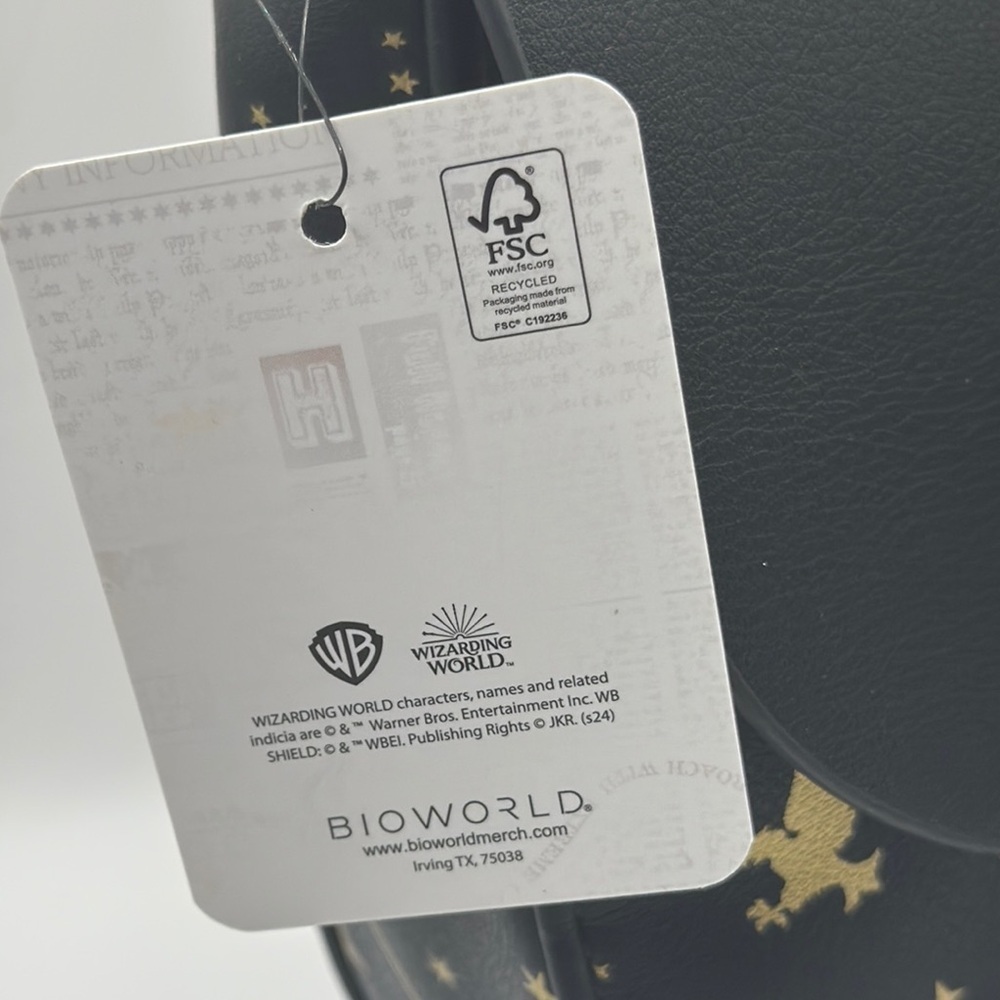 Harry potter Black and Gold Saddle Crossbody Bag with Emblem - Picture 6 of 8